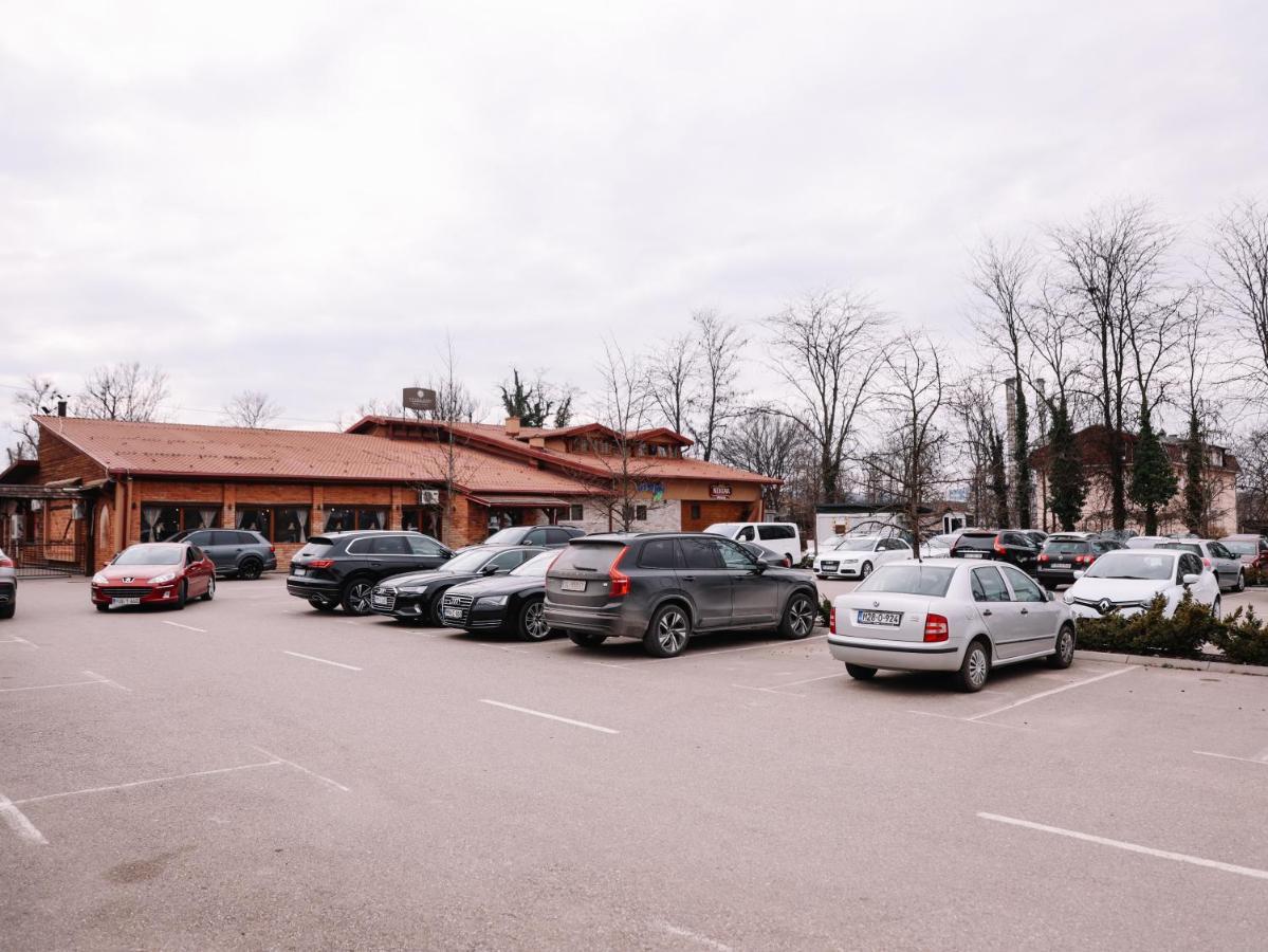 Hotel Stara Ada Banja Luka Exteriér fotografie